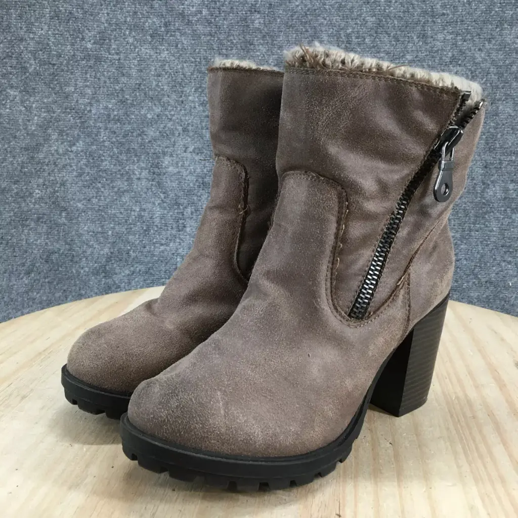Botines Enguatados  Marca Mossimo Café -  8 cms.  Talla 38.5 / 301024