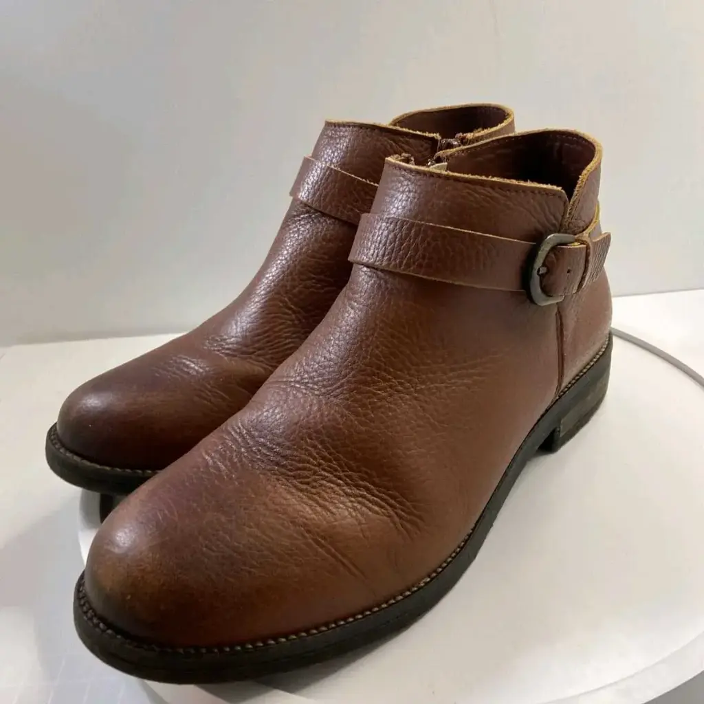 Botines Marca Clarks Talla 40 - 2284 