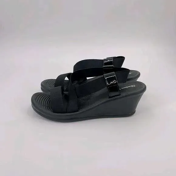 Sandalias marca Skechers Negras Talla 40