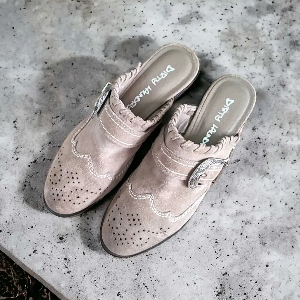 Tacones Suecos beige marca Dirty Laundry Talla 36.5 - 2064