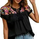 Blusa bordada Negra