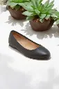 Flats clásicas marca Universal Tread, Talla 39