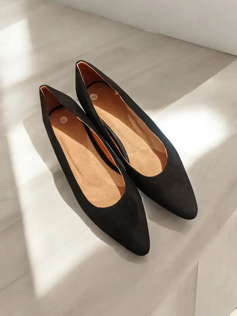 Tacones Stilettos durazno negro tacón 2 cms (D)