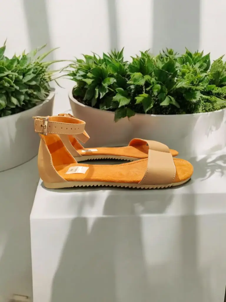  Sandalias Maité Moda semipiel beige (D)