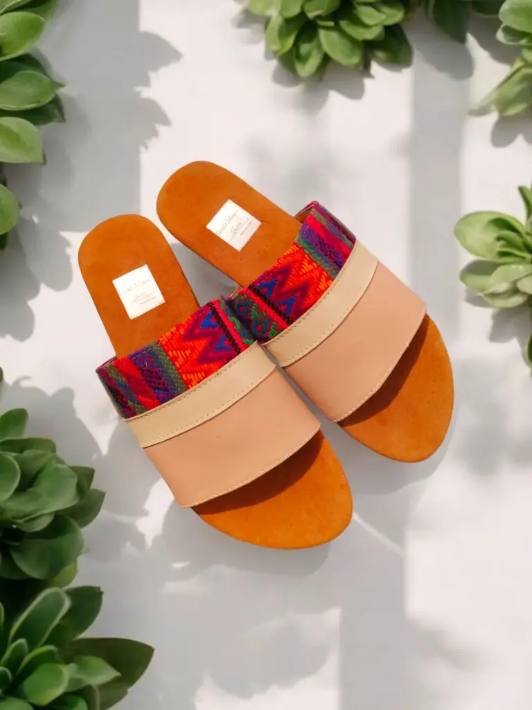  Sandalias Luna típica, palo rosa y típico seda fucsia (D)