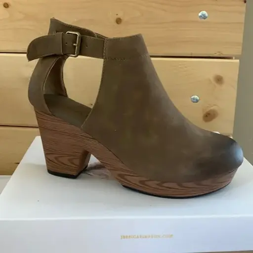 Botines Piere Dumas taupé 9 cms.  Talla 39 / 301024 