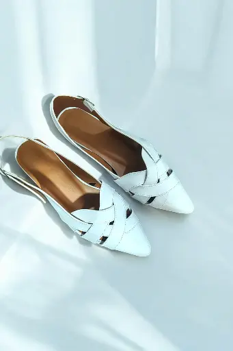 [OCEANLEAH-02] Flats Ocean Leah semipiel blanca (D)