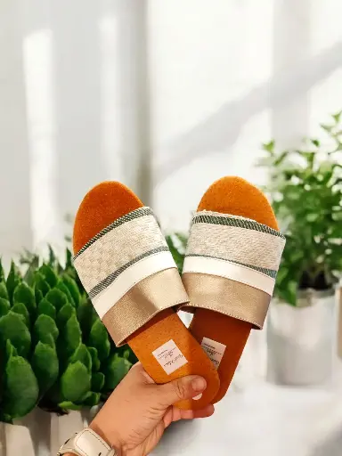 [LUNATFC-01]  Sandalias Luna típica, gold rosa y típico seda beige (D)