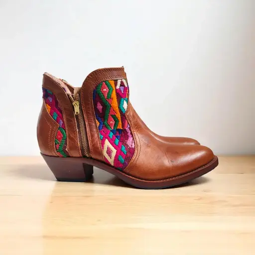 [SAN141] Botines marca Guatemaya 100% piel suela natural de res Típico Chichicastenango Talla 38