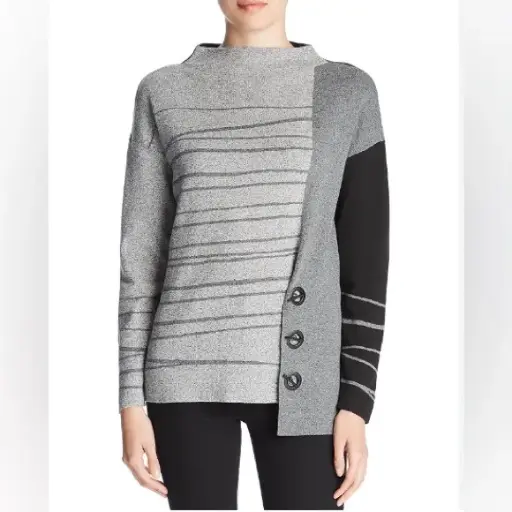 [ROP-097] Sueter Color Gris / Negro Marca Nic + Zoe talla S 